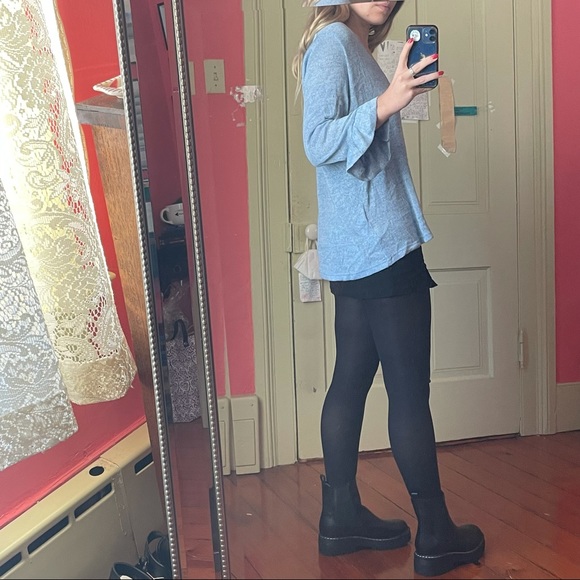 ASOS knit v-neck, baby blue, cute details on sleeves - Picture 3 of 11